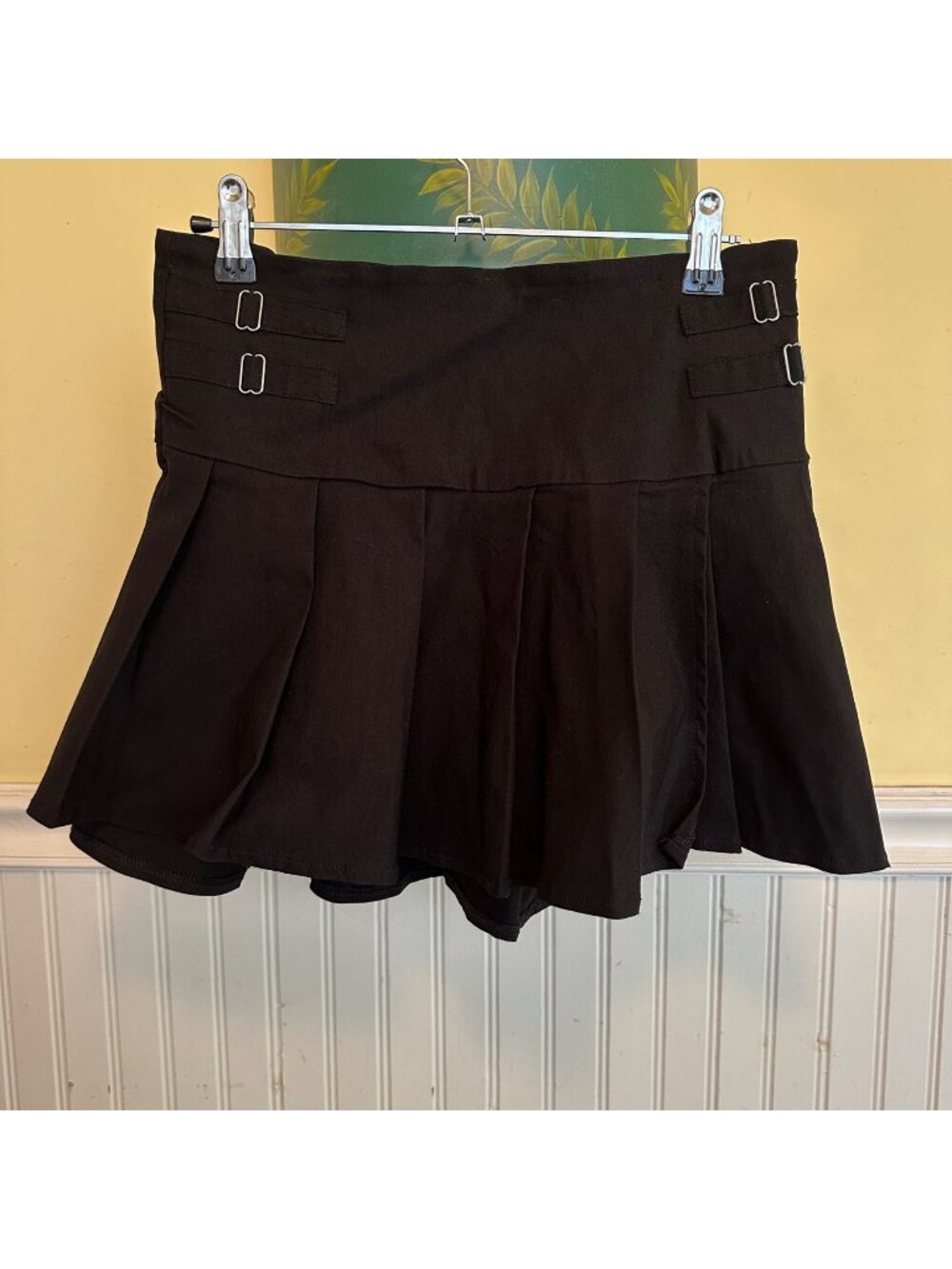 Aeropostale Small Black Mini Skirt Pleated buckles